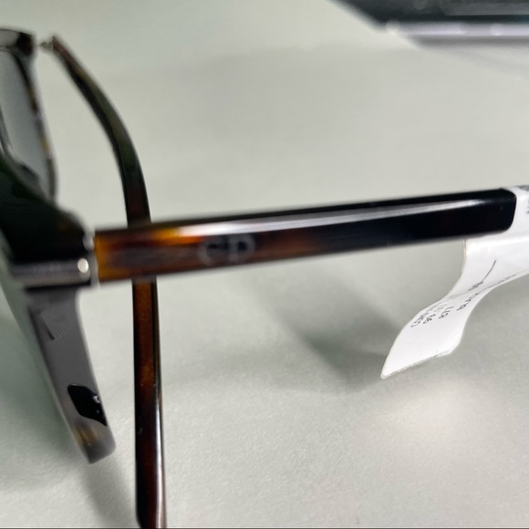DIOR Homme Tortoiseshell Rectangular Sunglasses - Picture 4 of 8